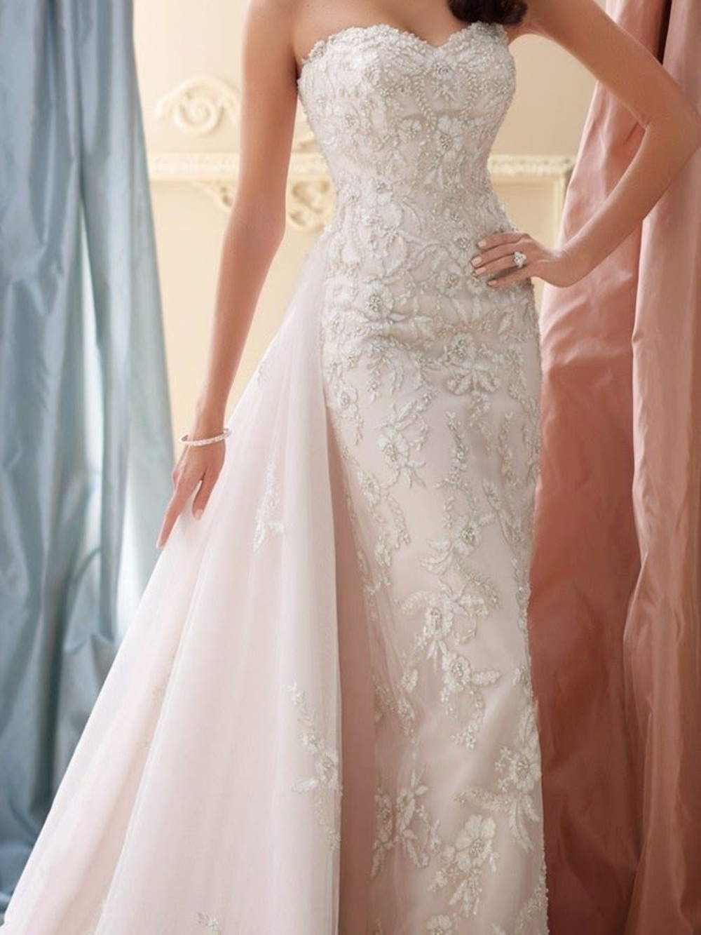 Bride dress David Tutera Ivory Tea Satin size 6 (Small)